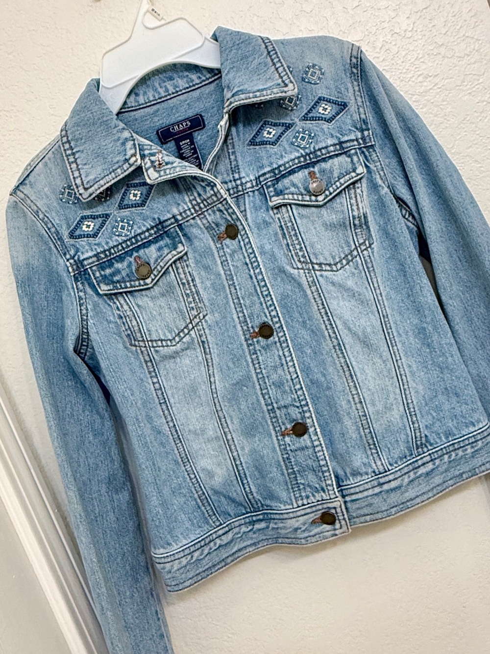 Chaps Light Blue Jean Jacket with Stylish Embroidery.  EUC! Size S